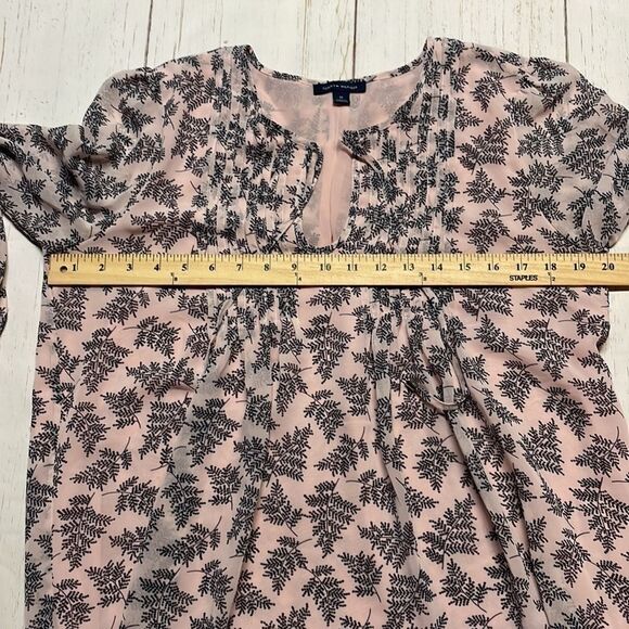Tommy Hilfiger woman’s sheer BoHo style blouse. Size M. - Picture 6 of 9